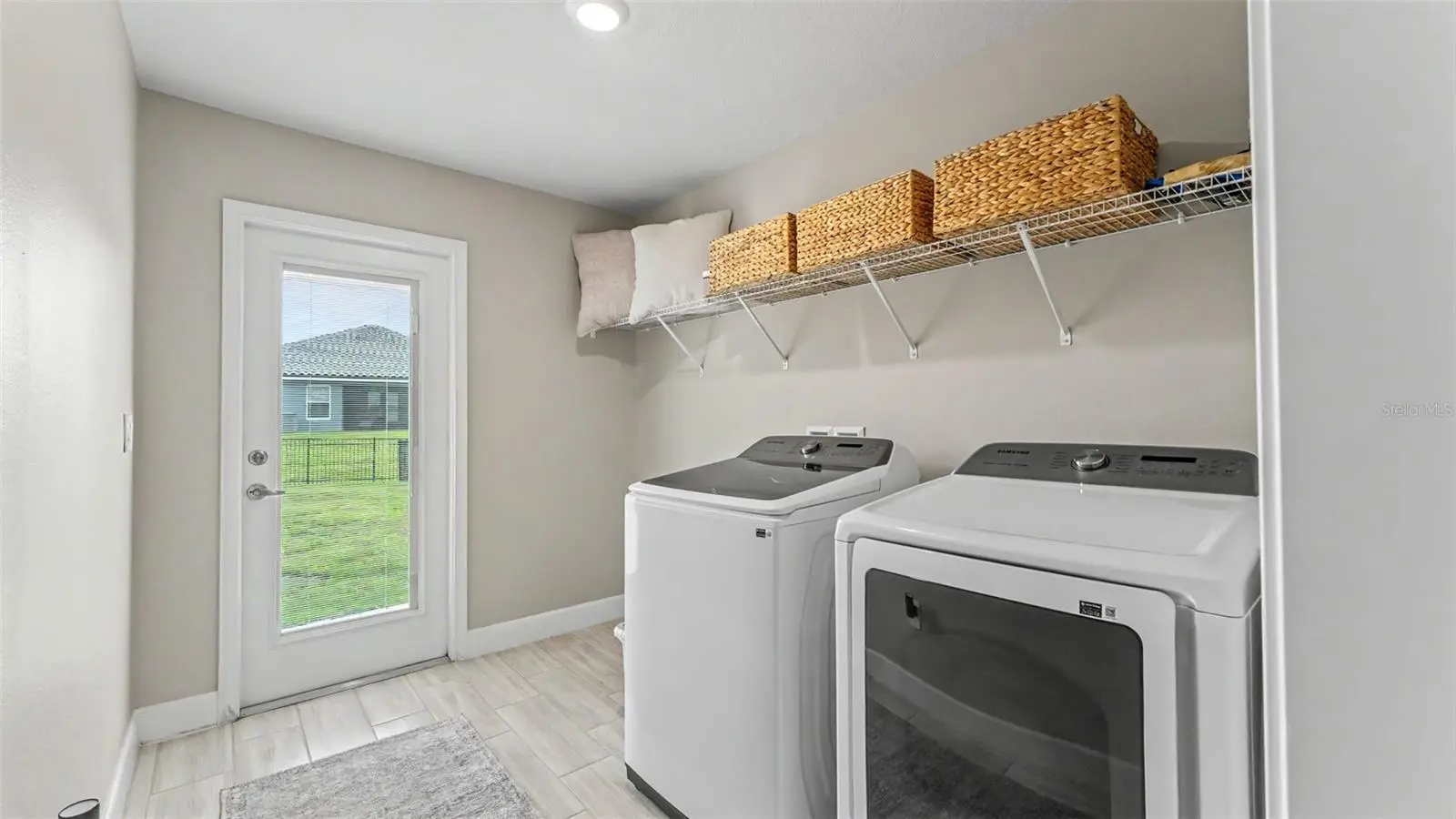 5280 Tennessee Ridge Court, FL