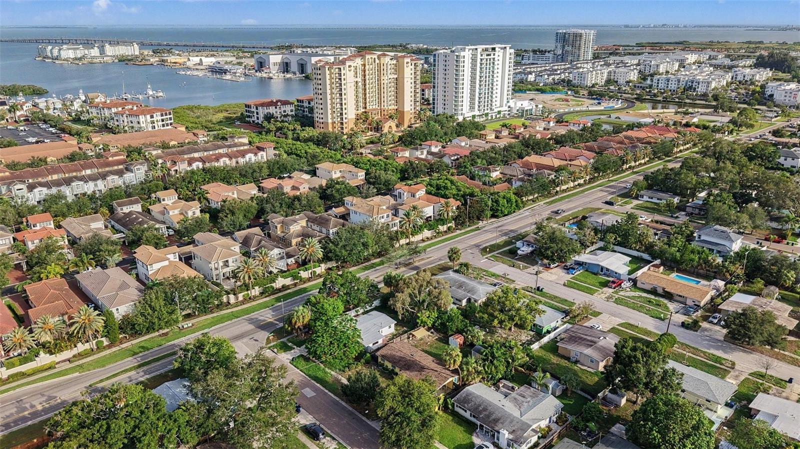 4733 Wisconsin Avenue, FL