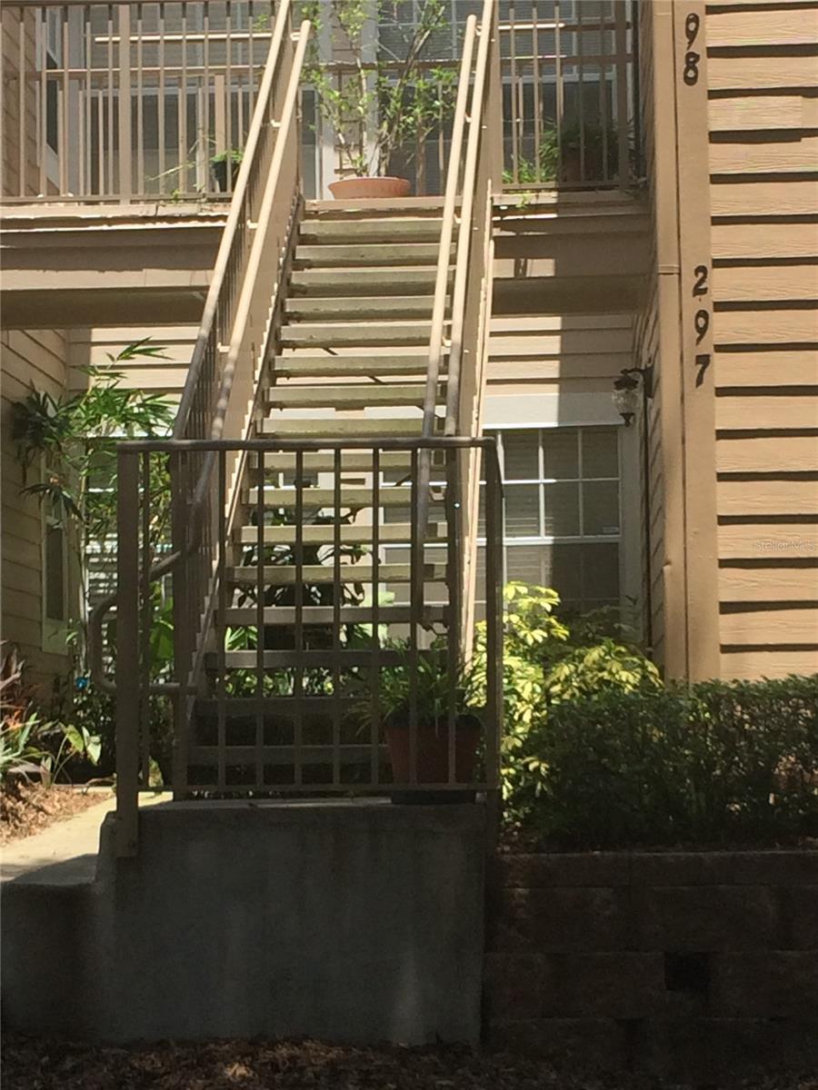 685 Youngstown Parkway, FL