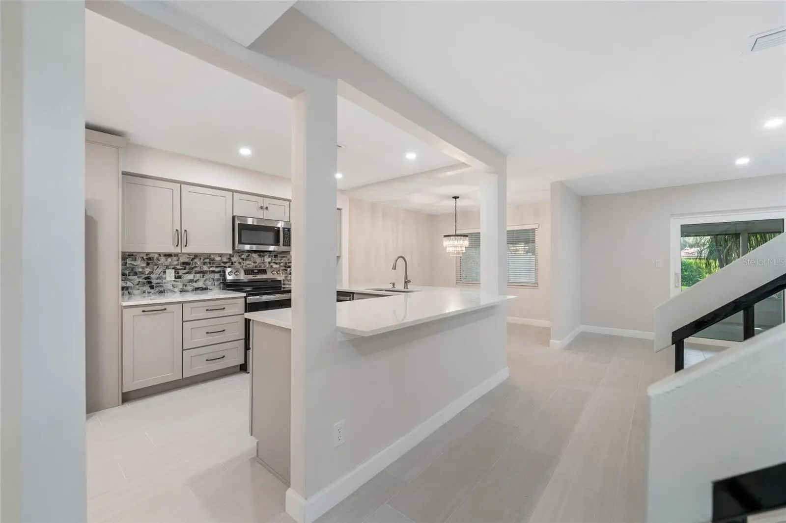 8137 Citrus Chase Drive, FL