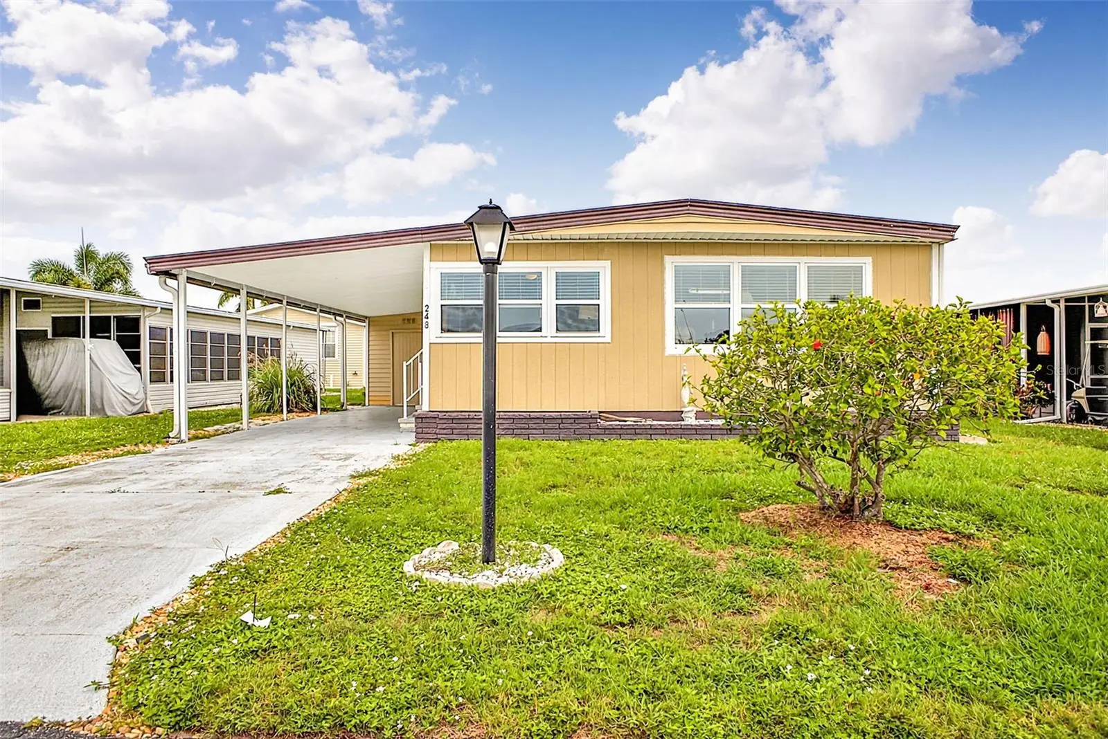 248 La Rosas, FL