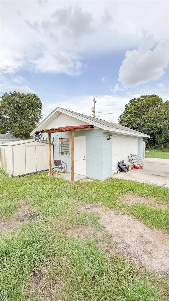 11001 Armenia Avenue, FL