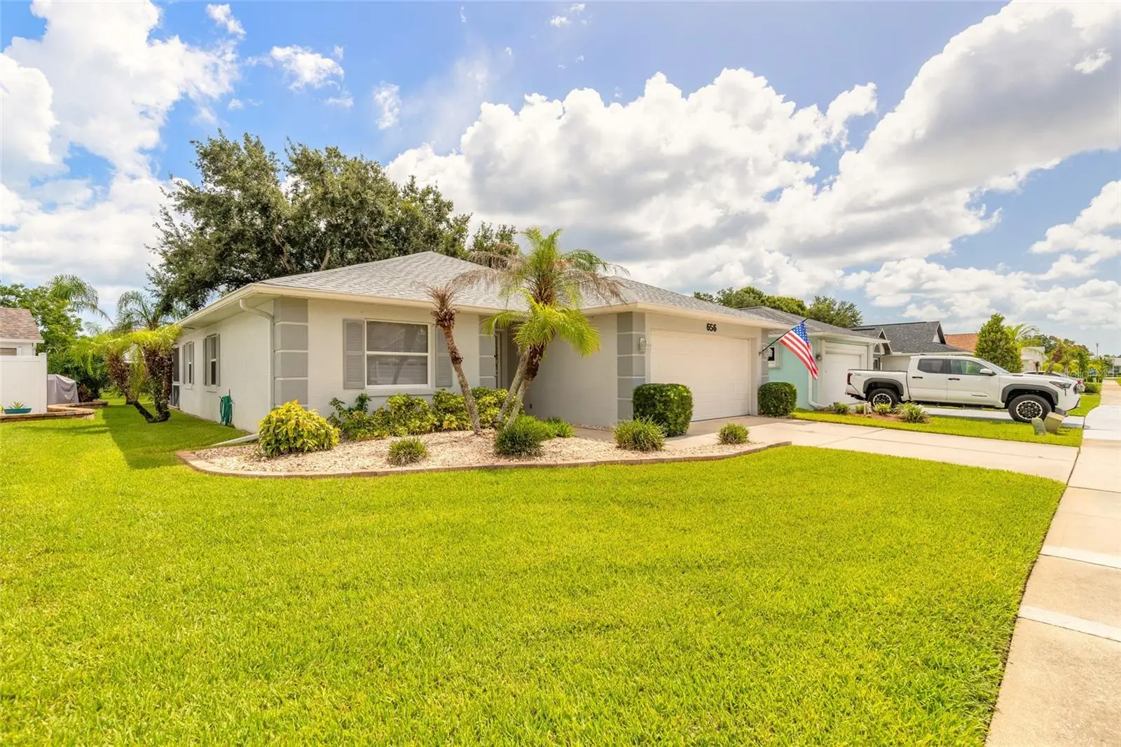 656 Middlebury Loop, FL