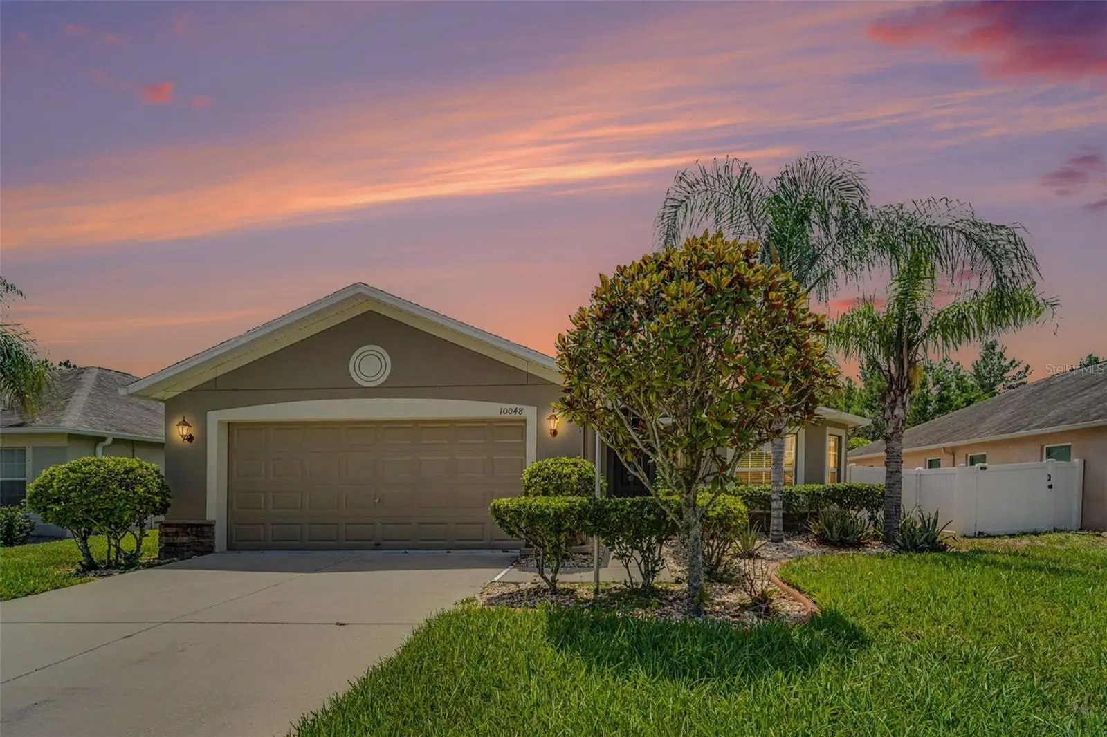 10048 Ives Loop, FL