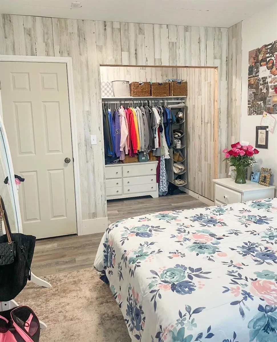 18295 Van Nuys Circle, FL