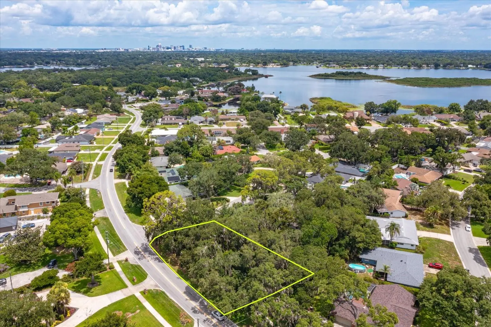 Gran Lac Avenue, FL