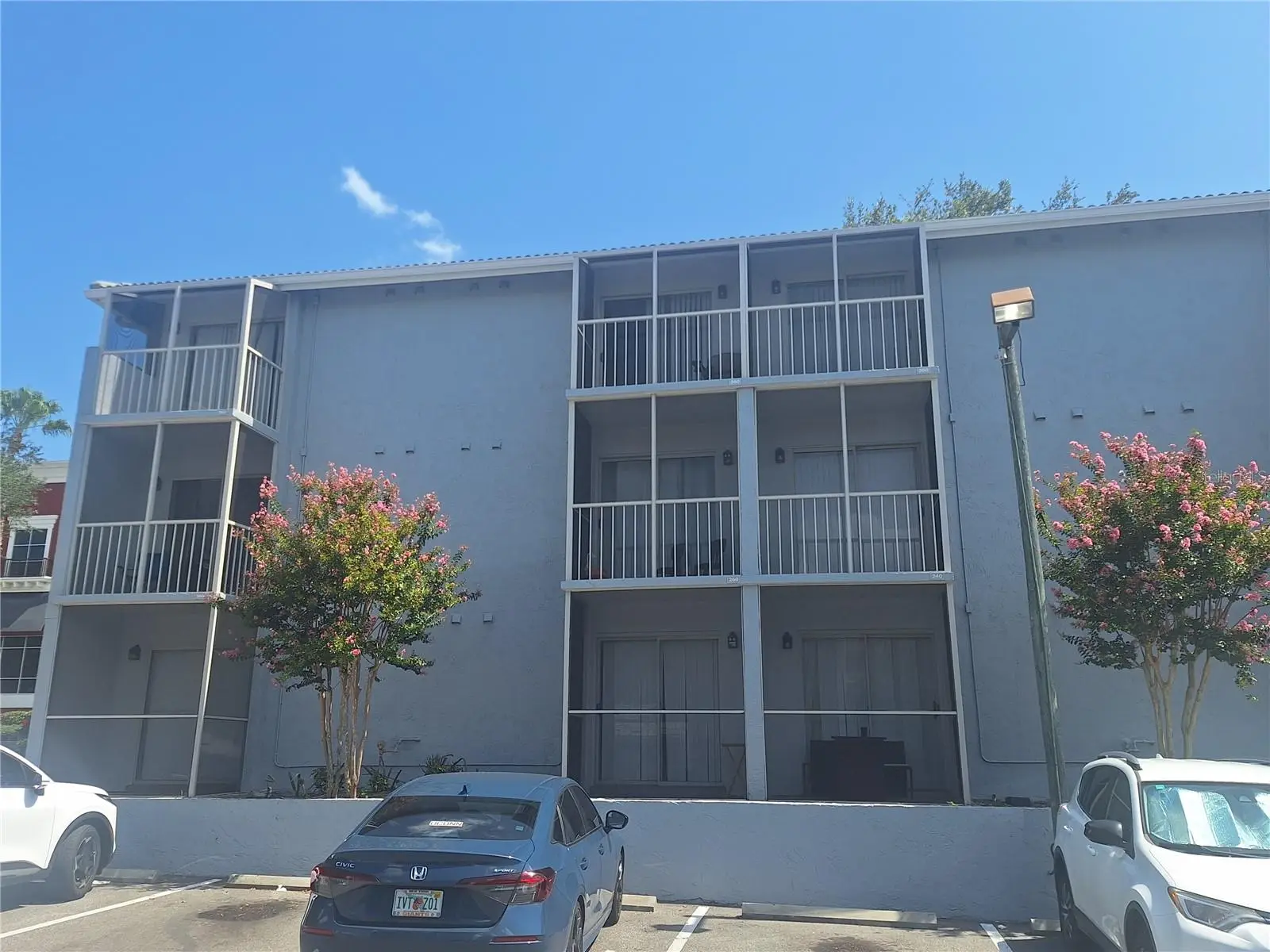 136 Blue Pointe Way, FL
