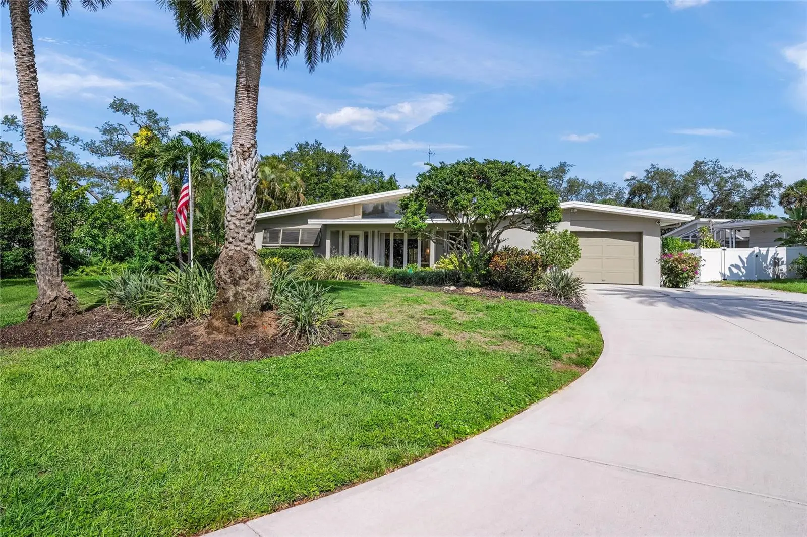 7616 Cove Terrace, FL