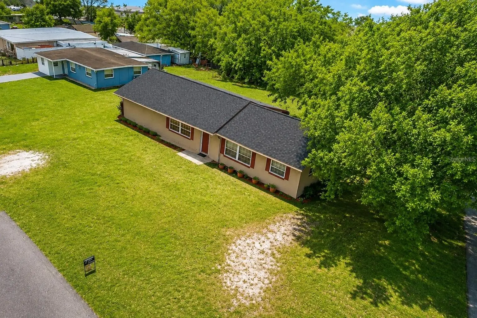 1212 Shawnee Drive, FL