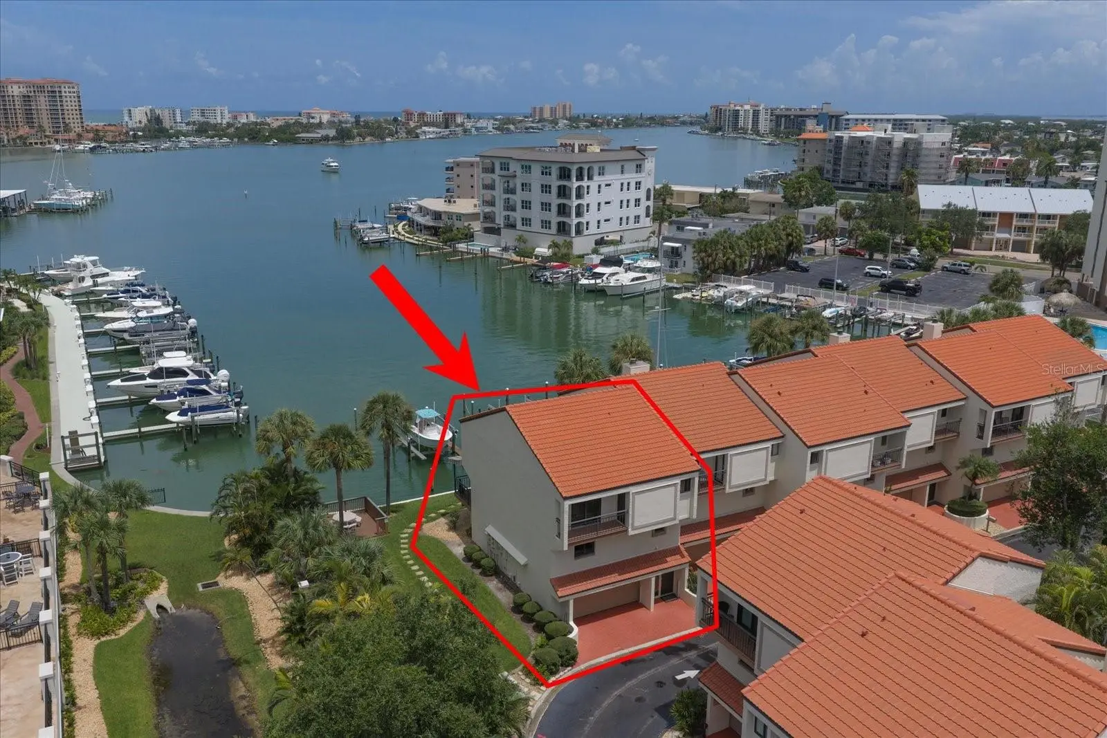 240 Windward Psge, FL