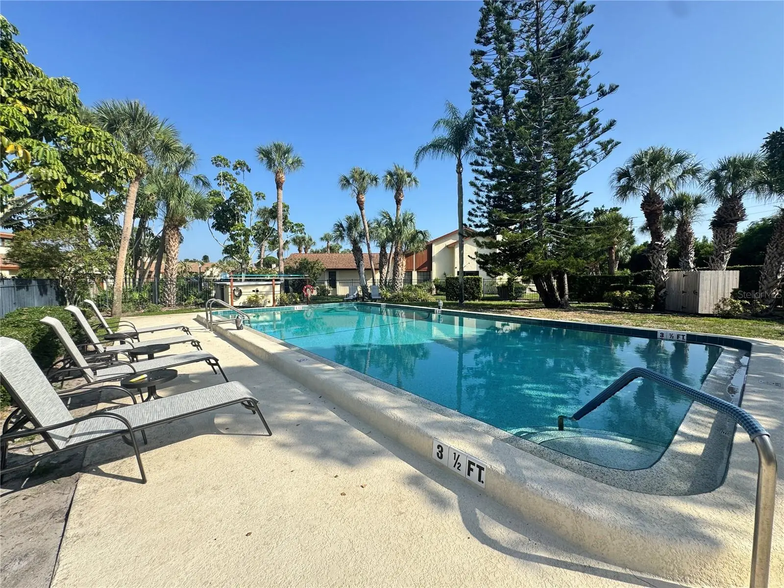 6207 Courtside Drive, FL