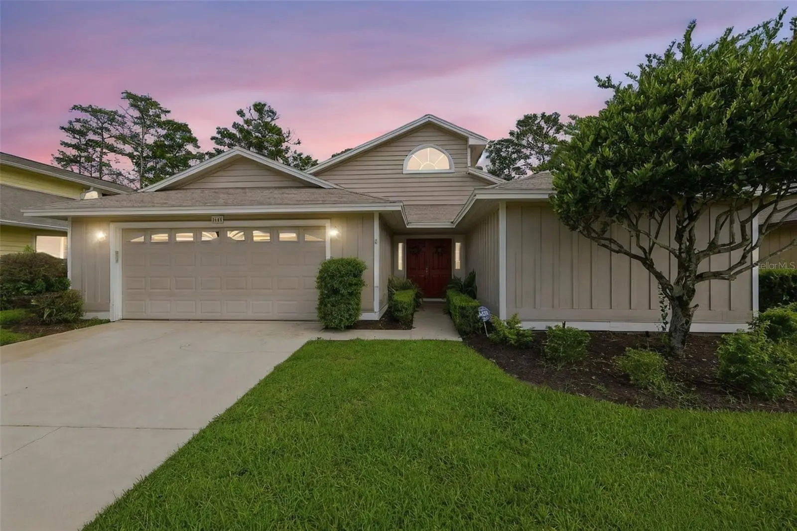 38 Treetop Circle, FL