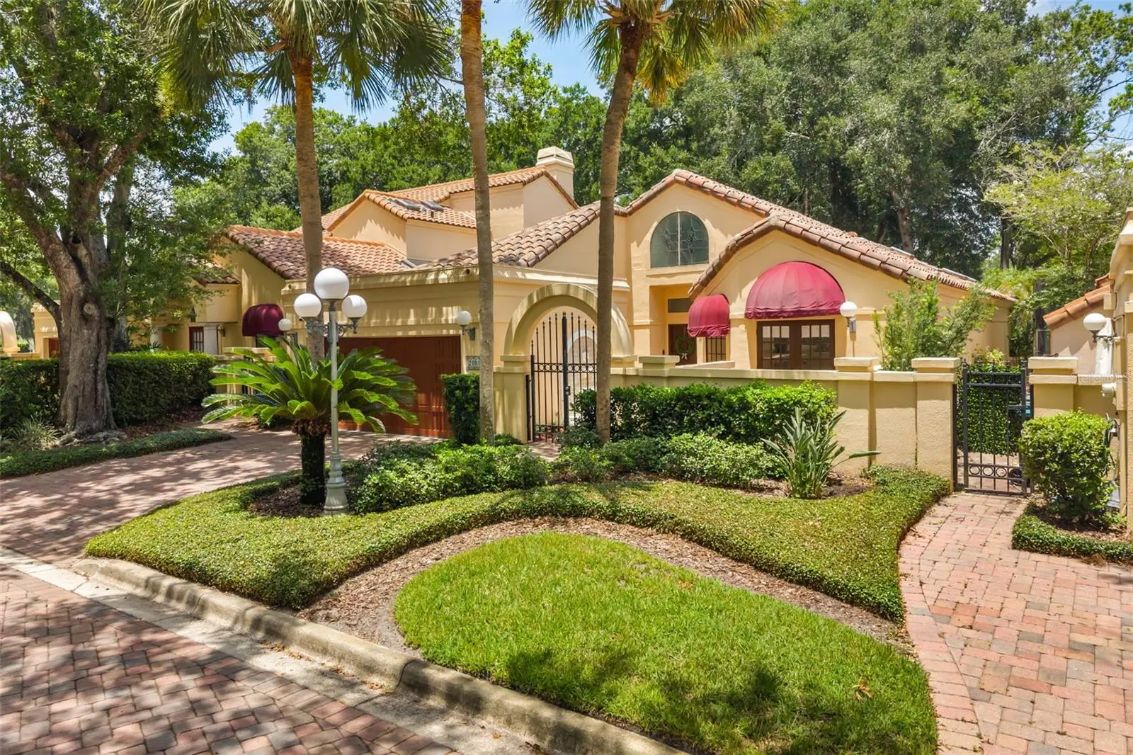 2480 Via Genova, FL
