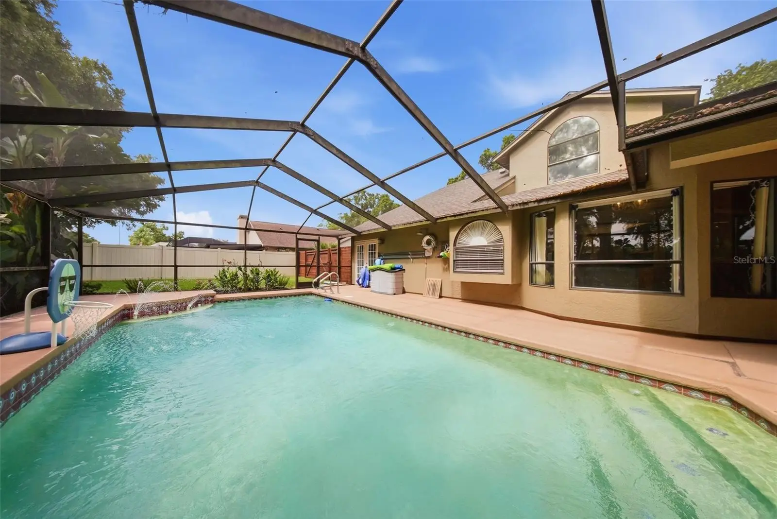 2704 Buckhorn Oaks Drive, FL