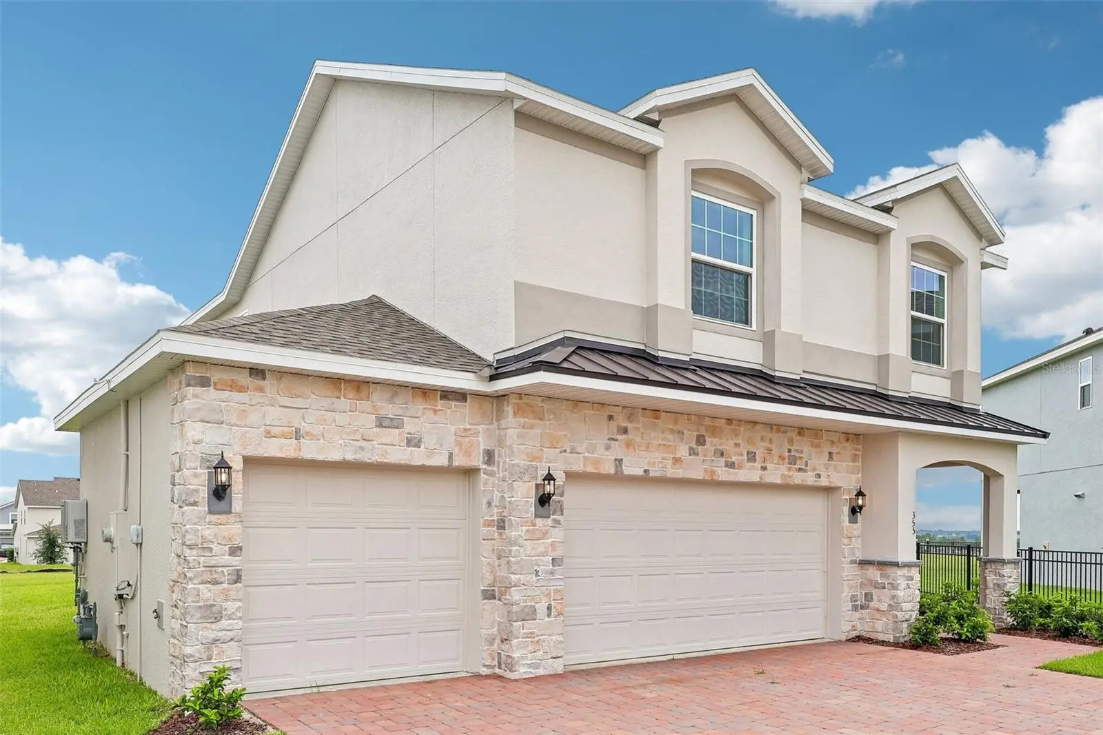 355 Lemongrass Road, FL