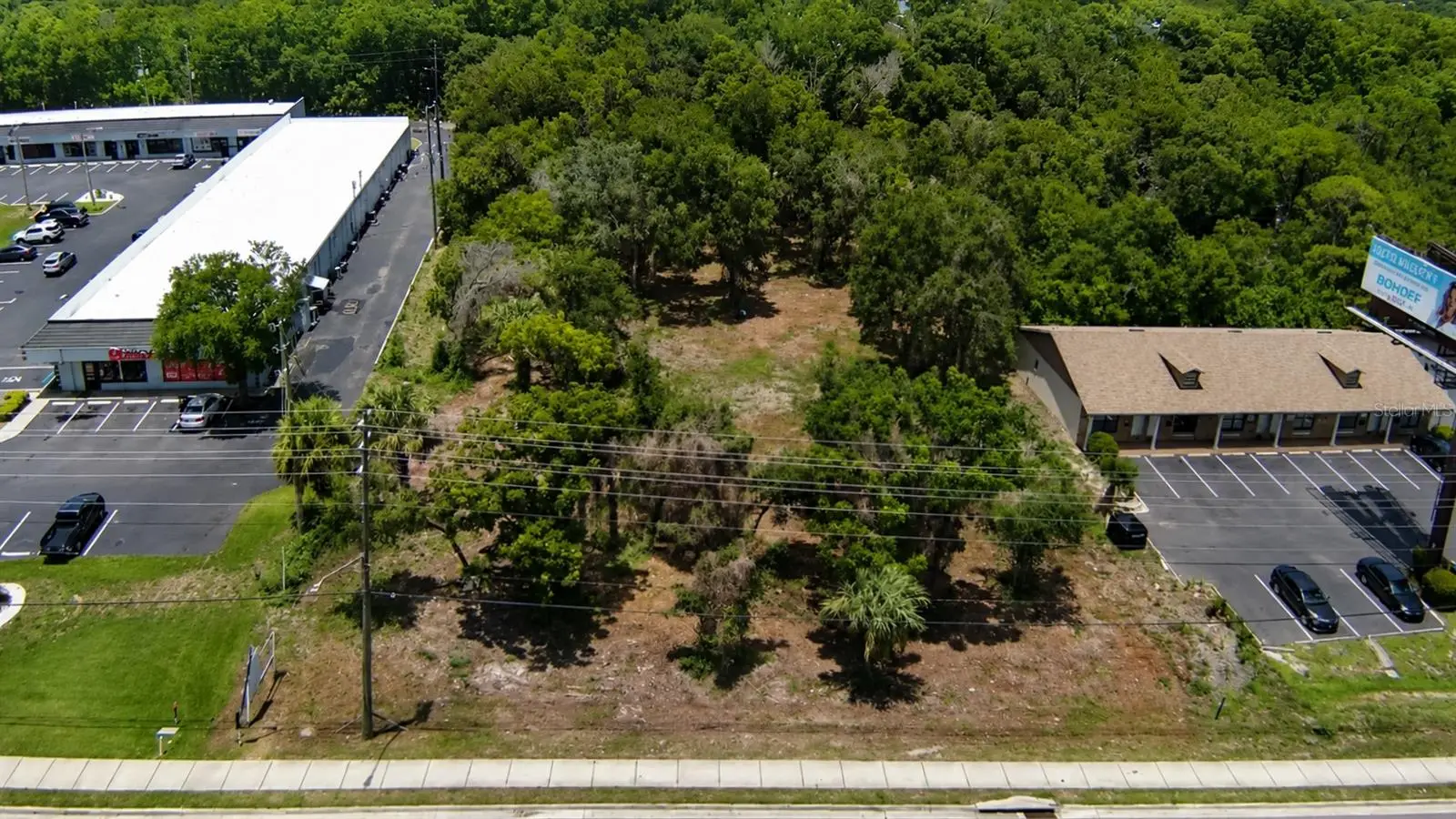 02-25-16-0000-00300-0042 State Road 52, FL