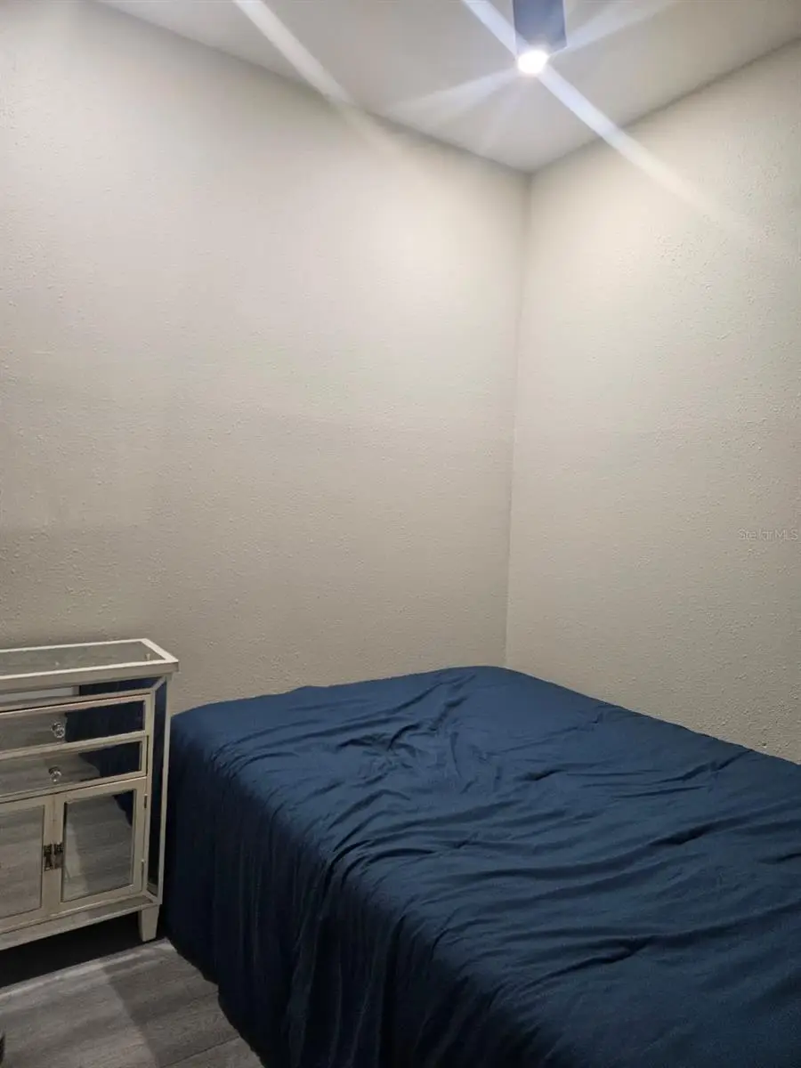 2047 Bearing Lane, FL
