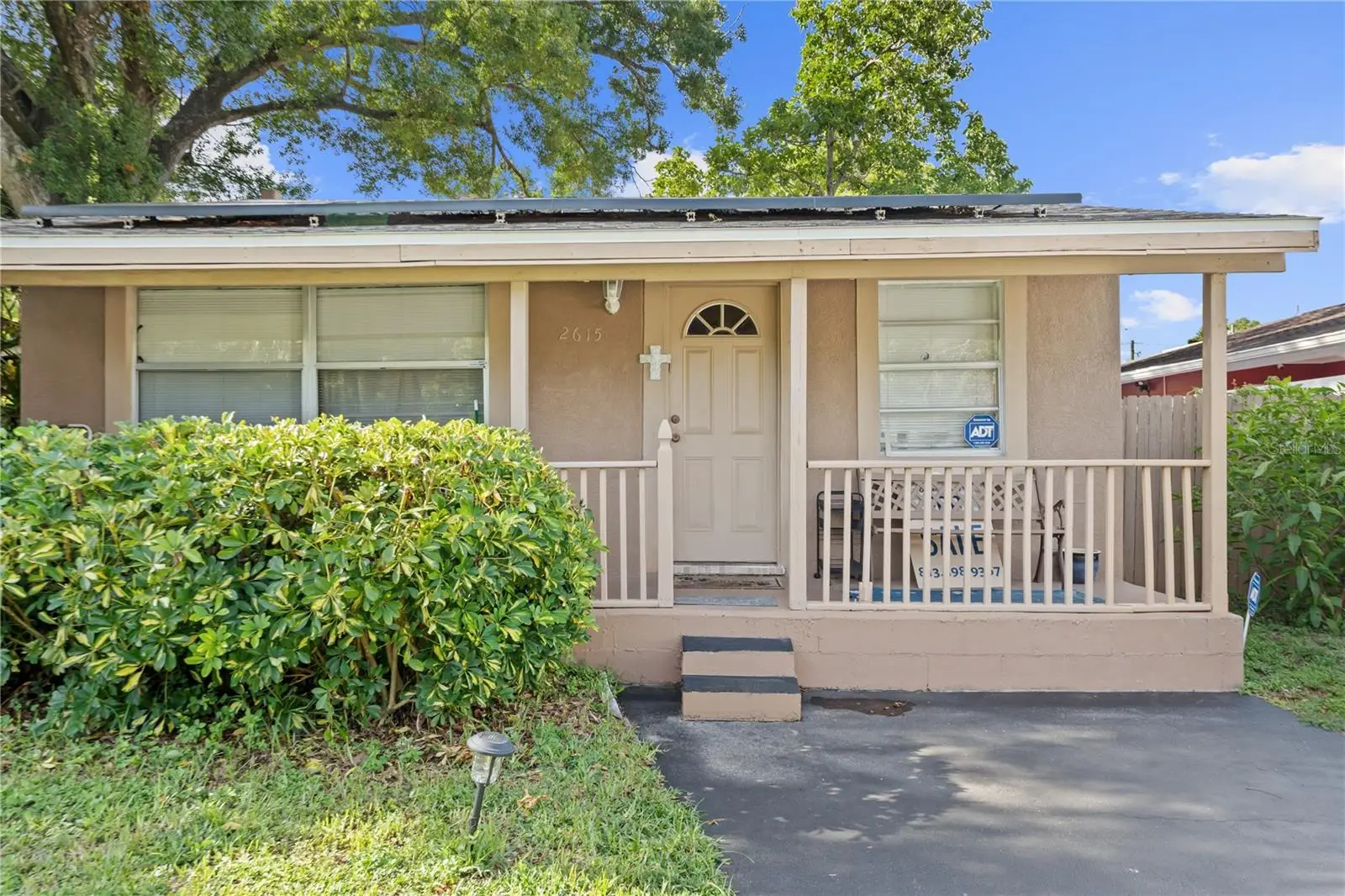 2615 Comanche Avenue, FL
