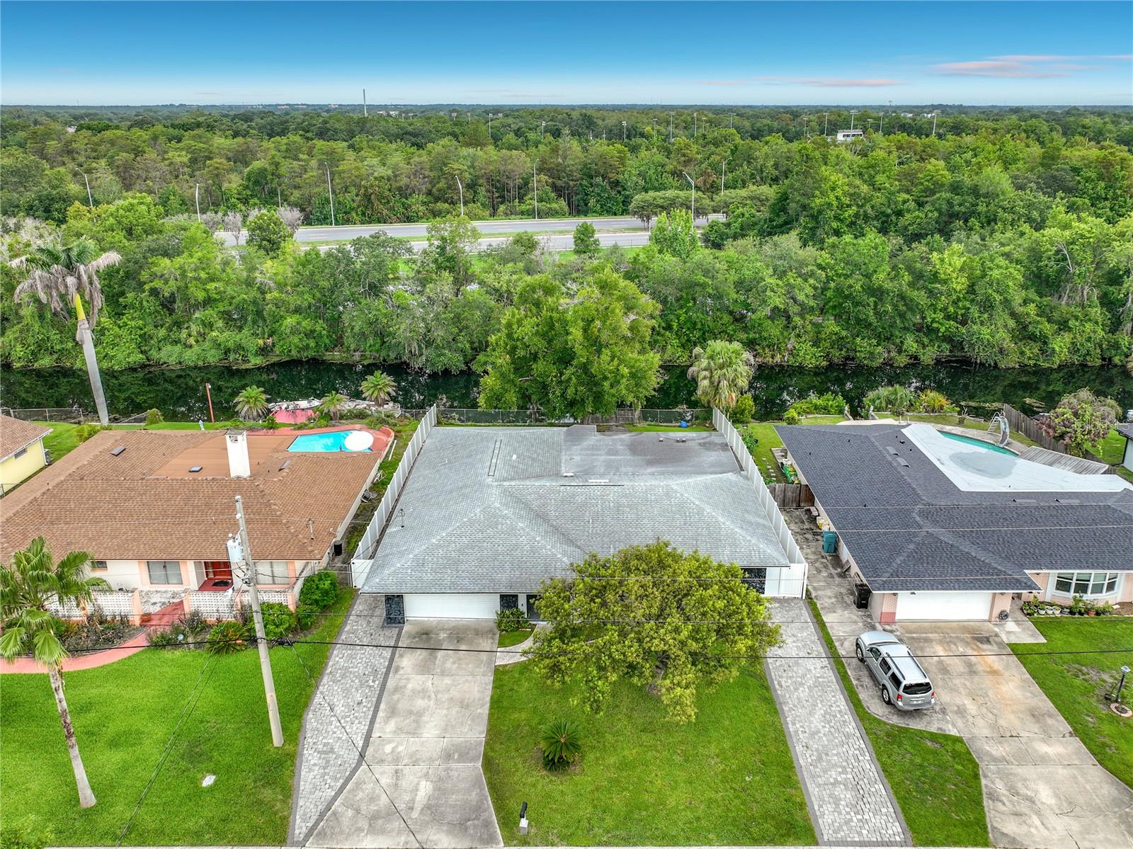 2425 Lauderdale Court, FL