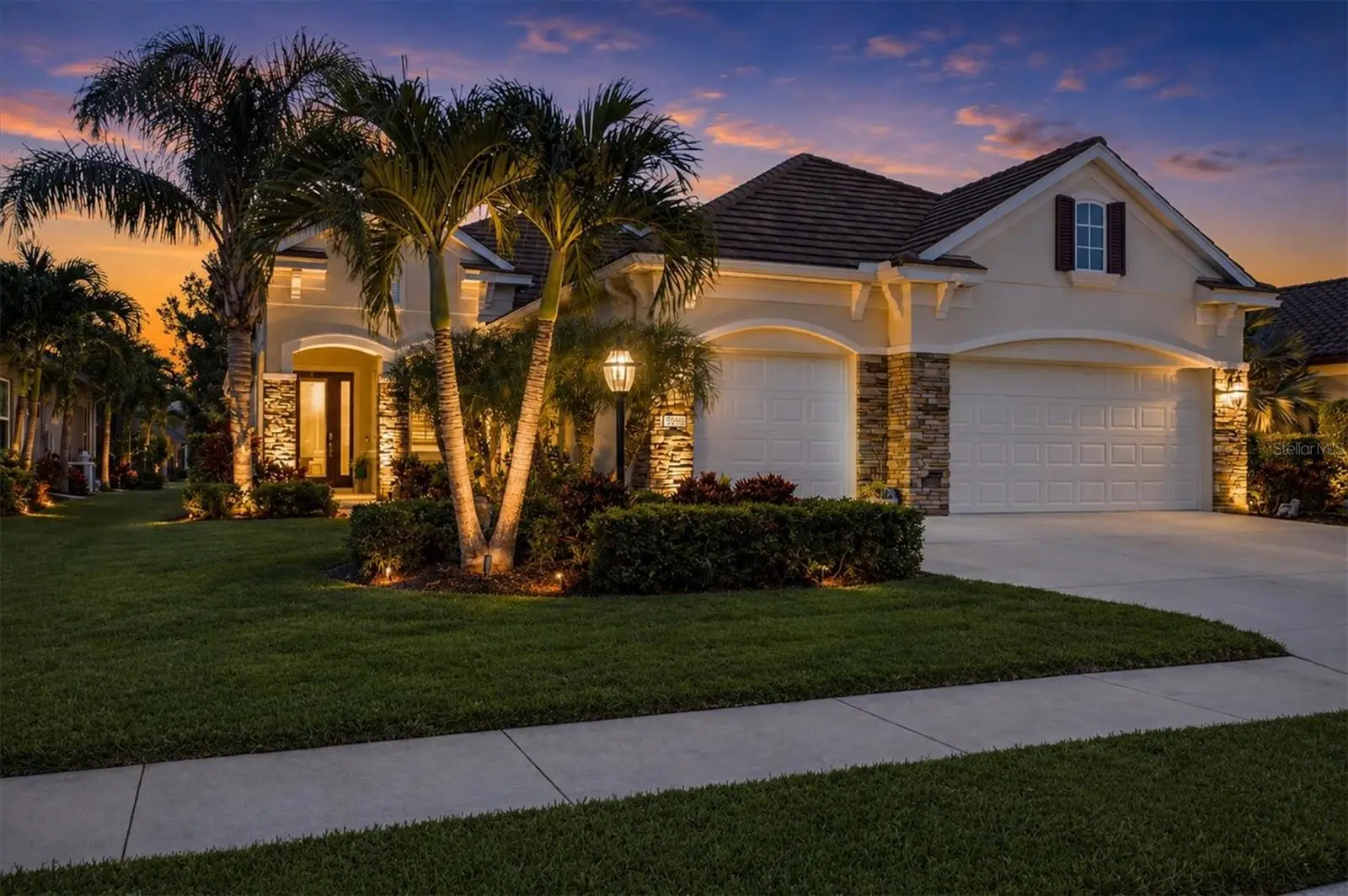 4209 Midnight Blue Run, FL