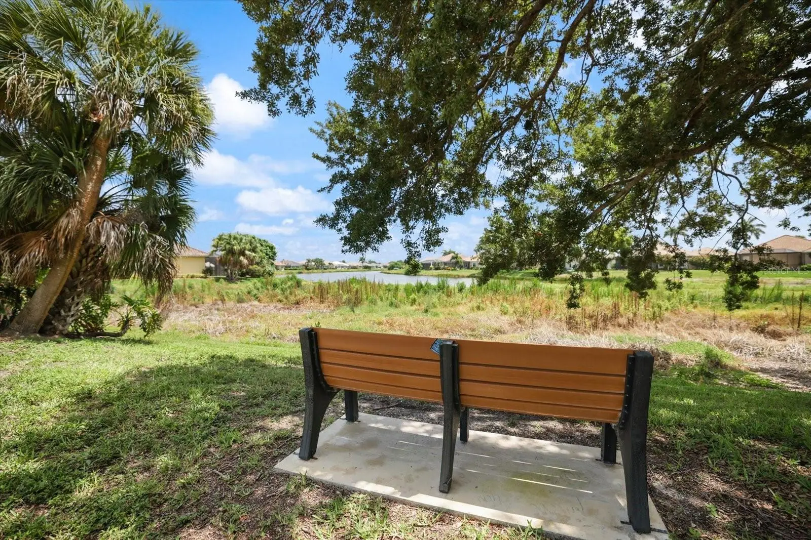 567 Lake Of The Woods Drive, FL