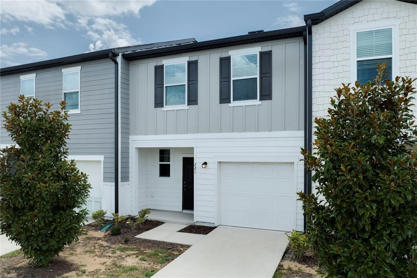221 Mandovi Street, FL
