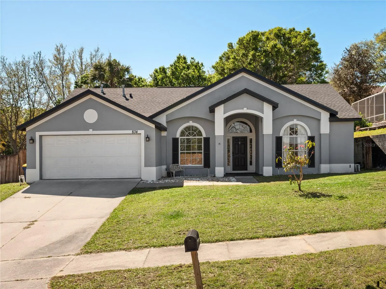 834 High Pointe Circle, FL