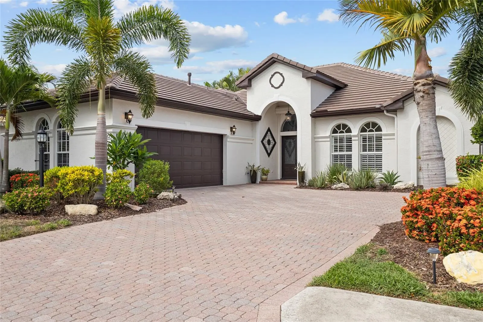 7622 Desert Inn Way, FL