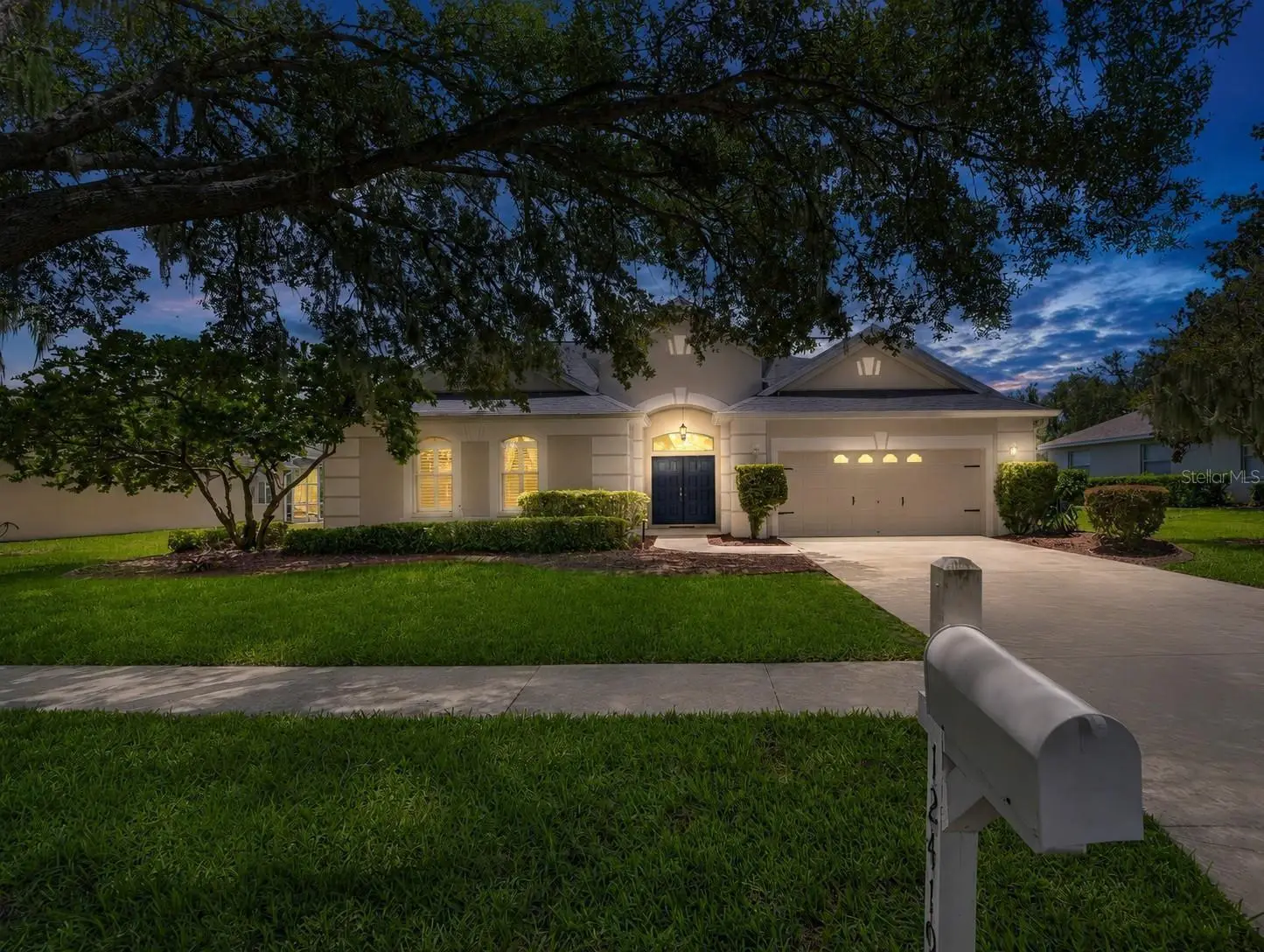 12419 Riverglen Drive, FL