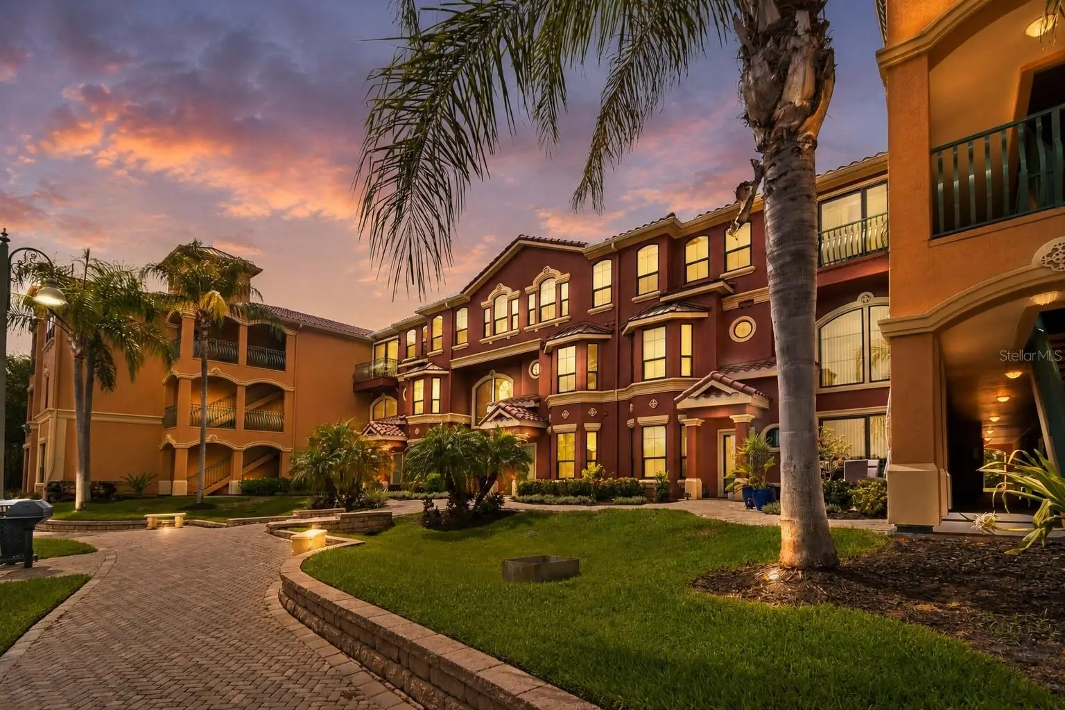 2717 Via Cipriani, FL
