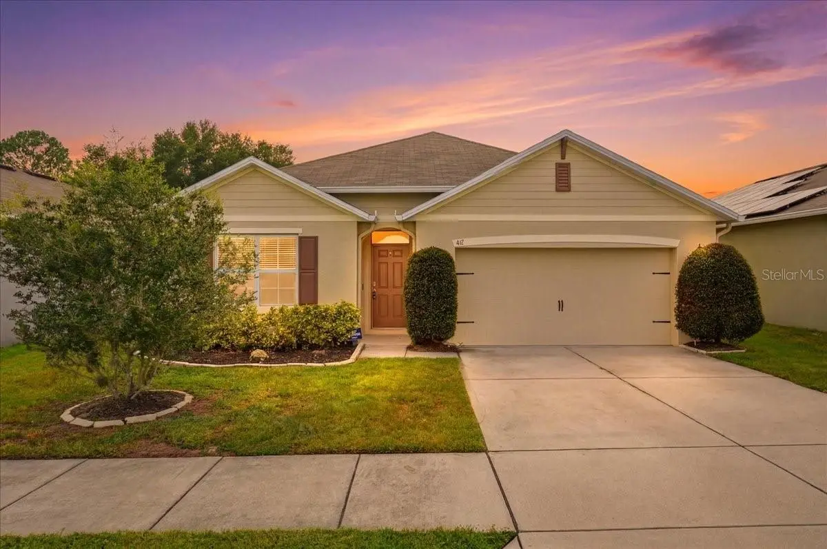 417 Corso Loop, FL