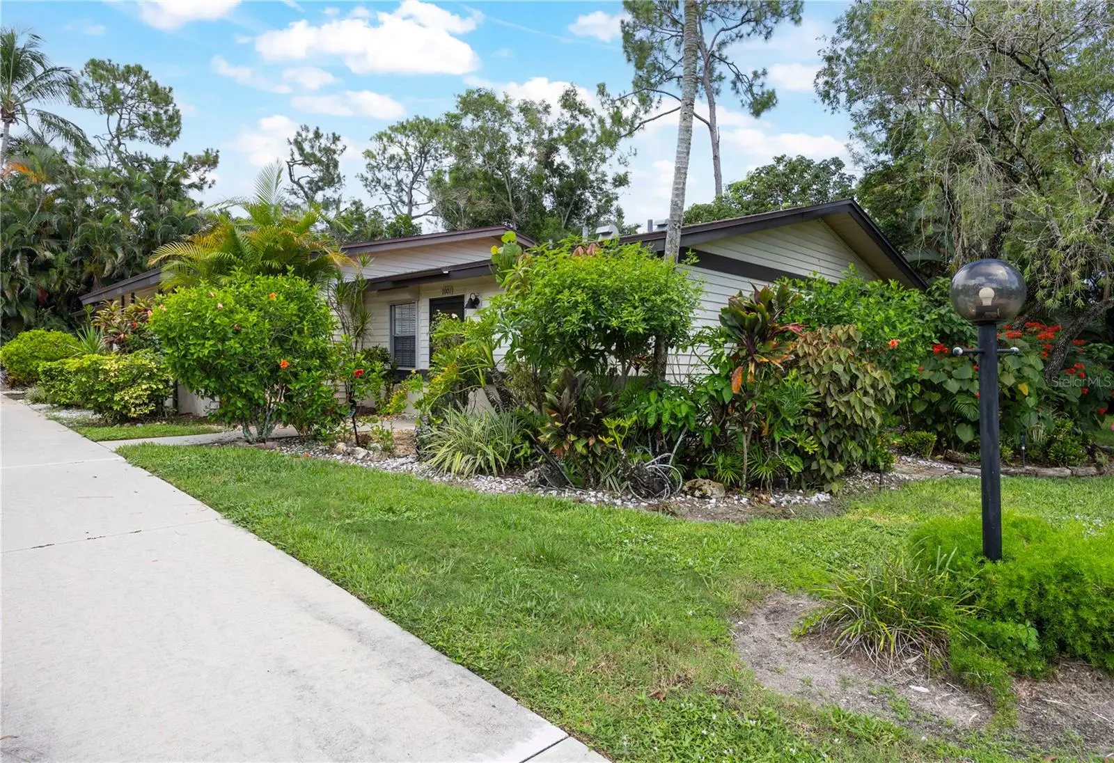 1001 Pine Isle Lane, FL