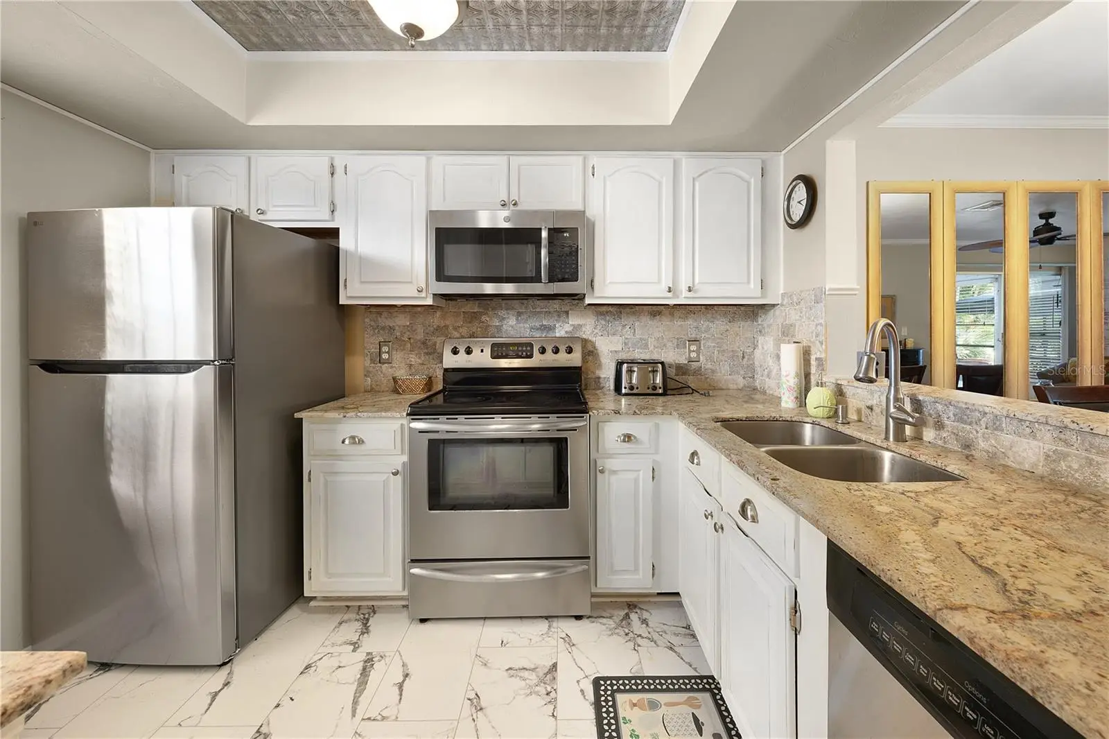 1001 Pine Isle Lane, FL