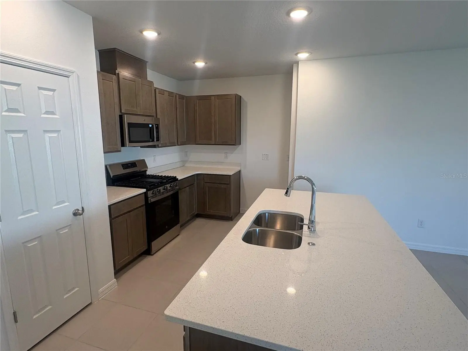 6985 Broad Wing Loop, FL