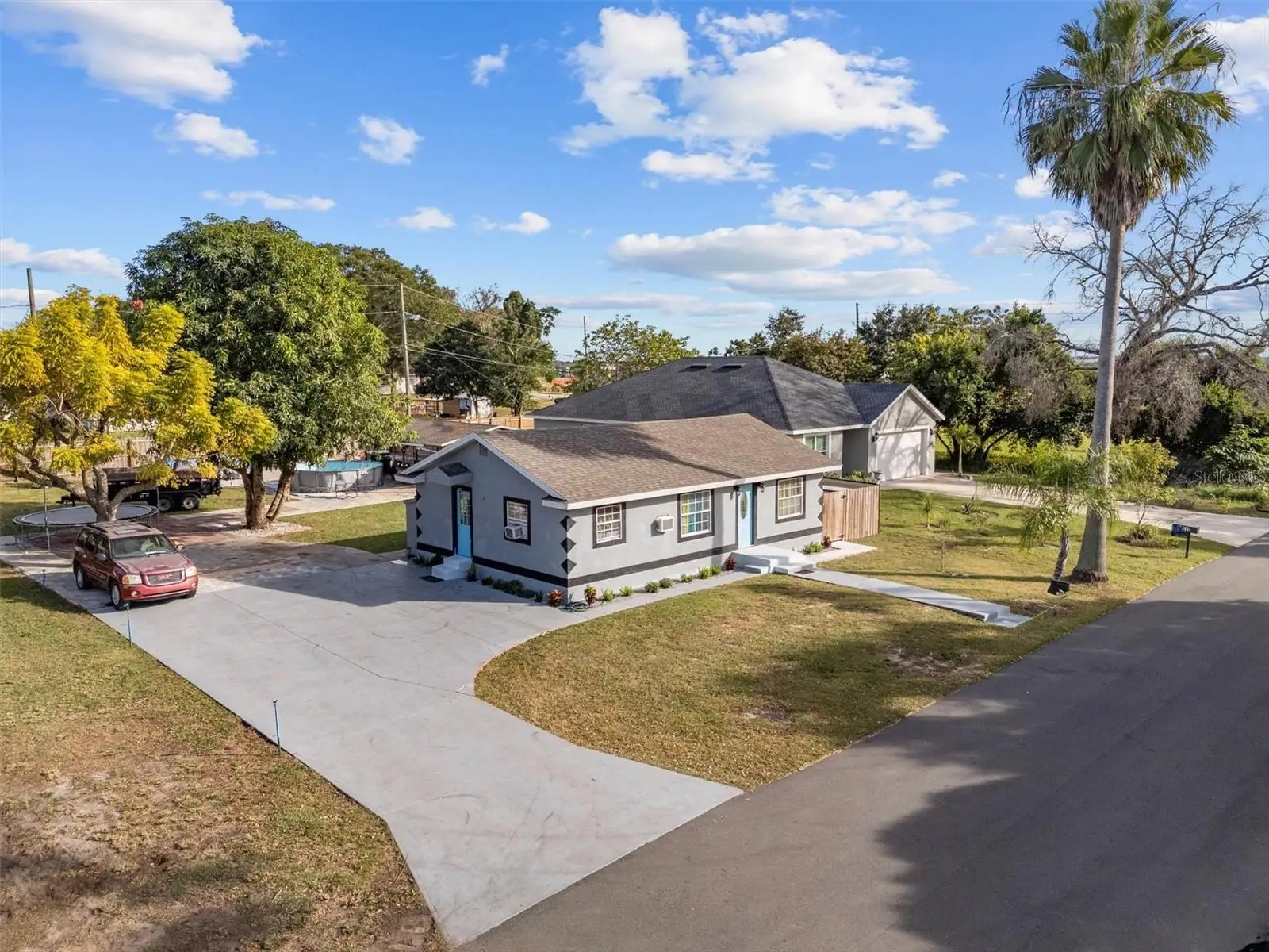 513 5th Street, FL