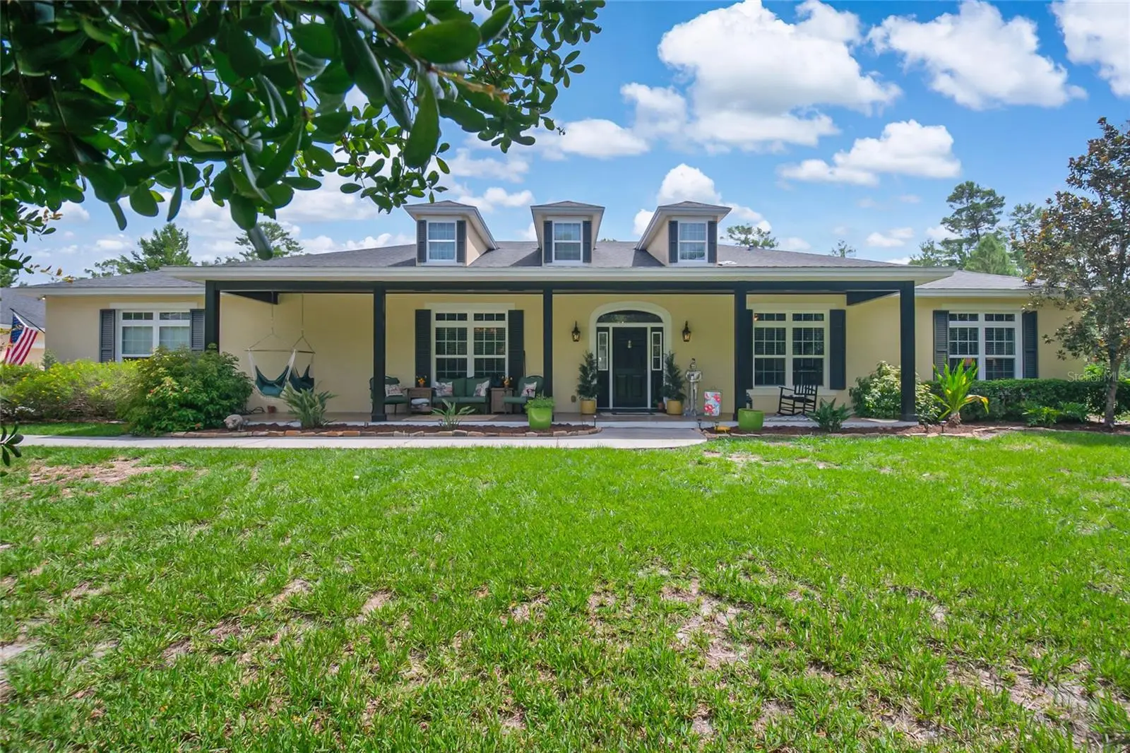 450 Valley Stream Drive, FL