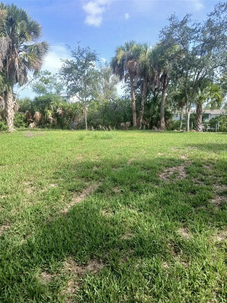 Hilolo Lane, FL