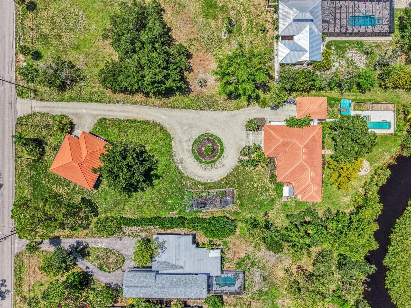140 Oxford Drive, FL