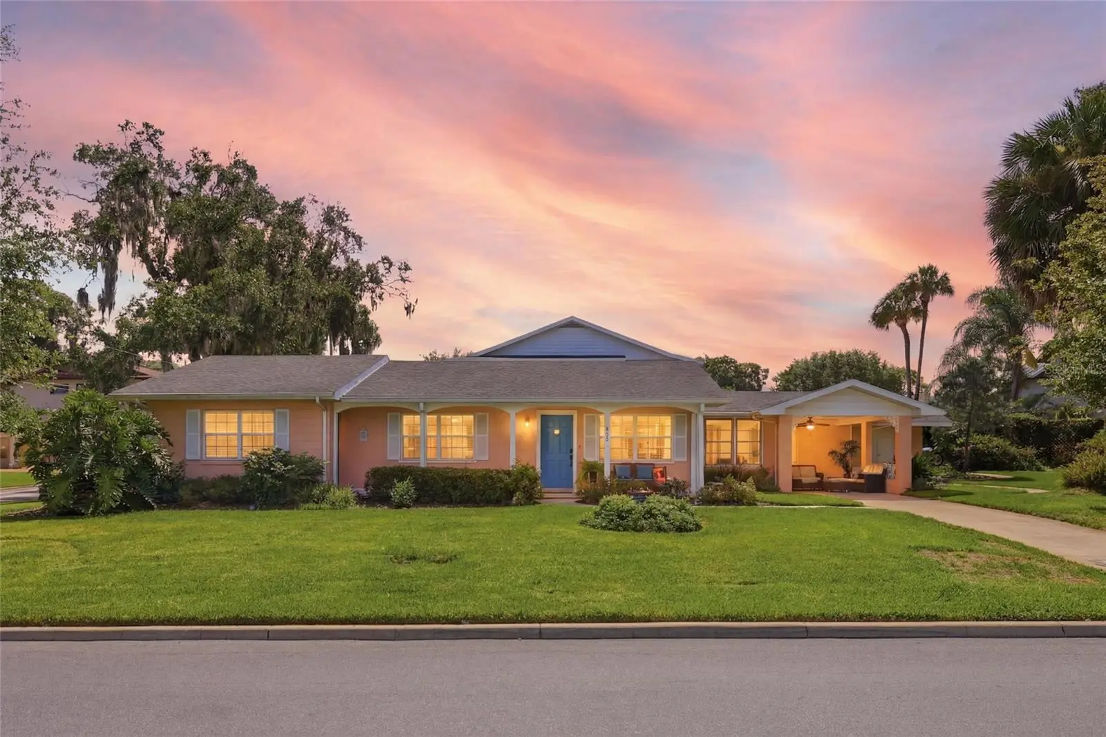 936 Baker Street, FL