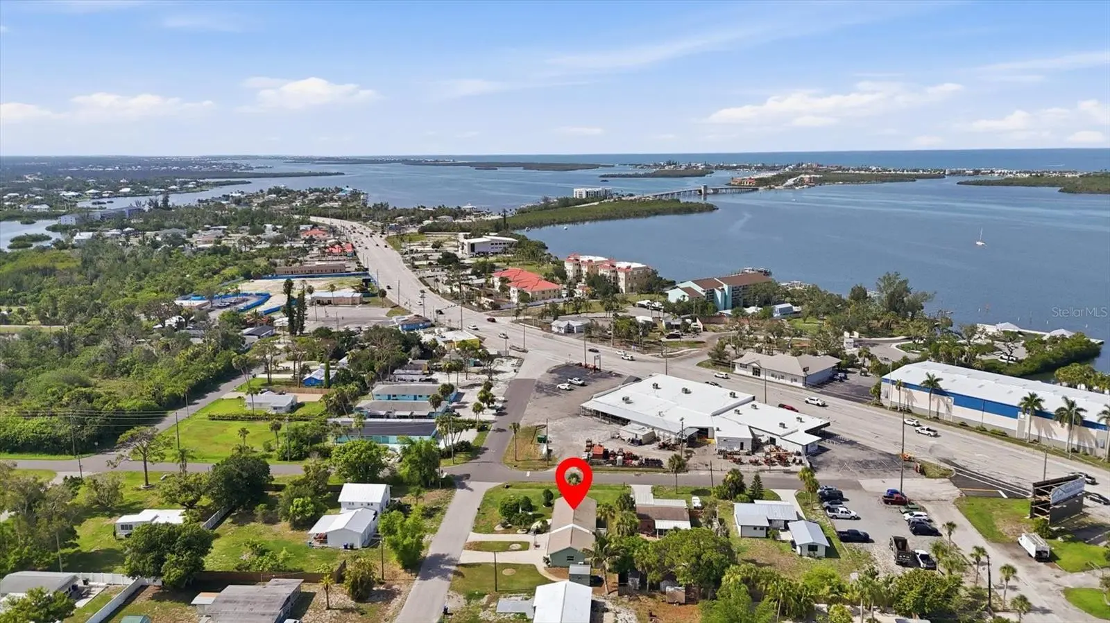 898 Broadway, FL