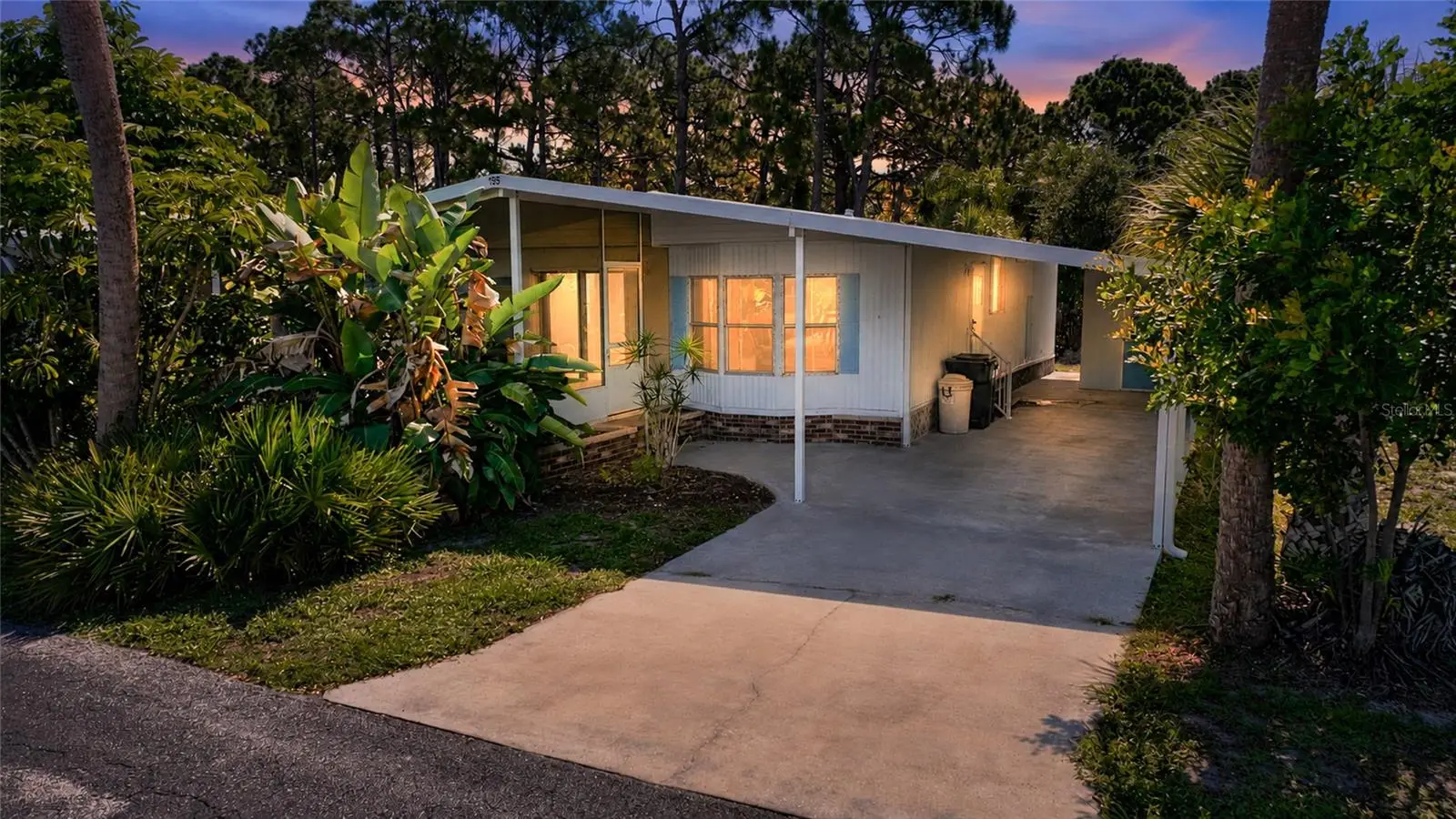 195 Fiji Circle, FL