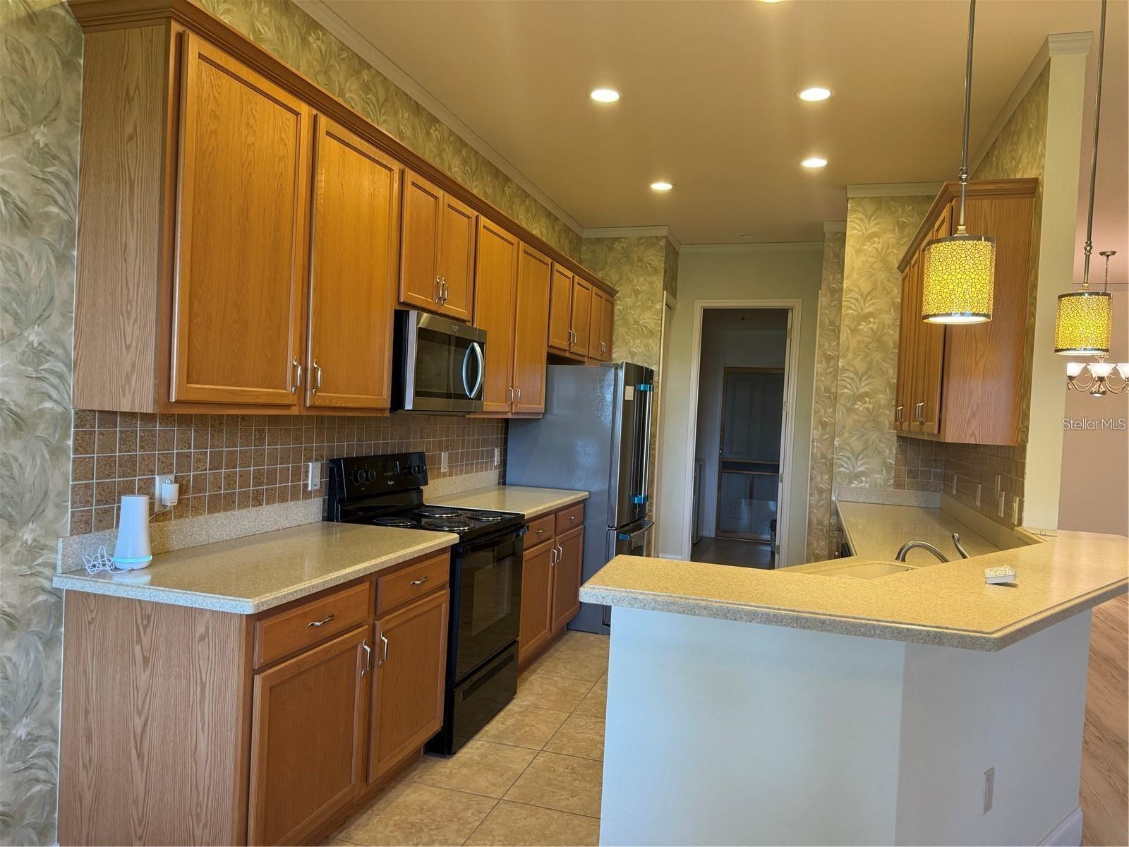 2470 Salzburg Loop, FL