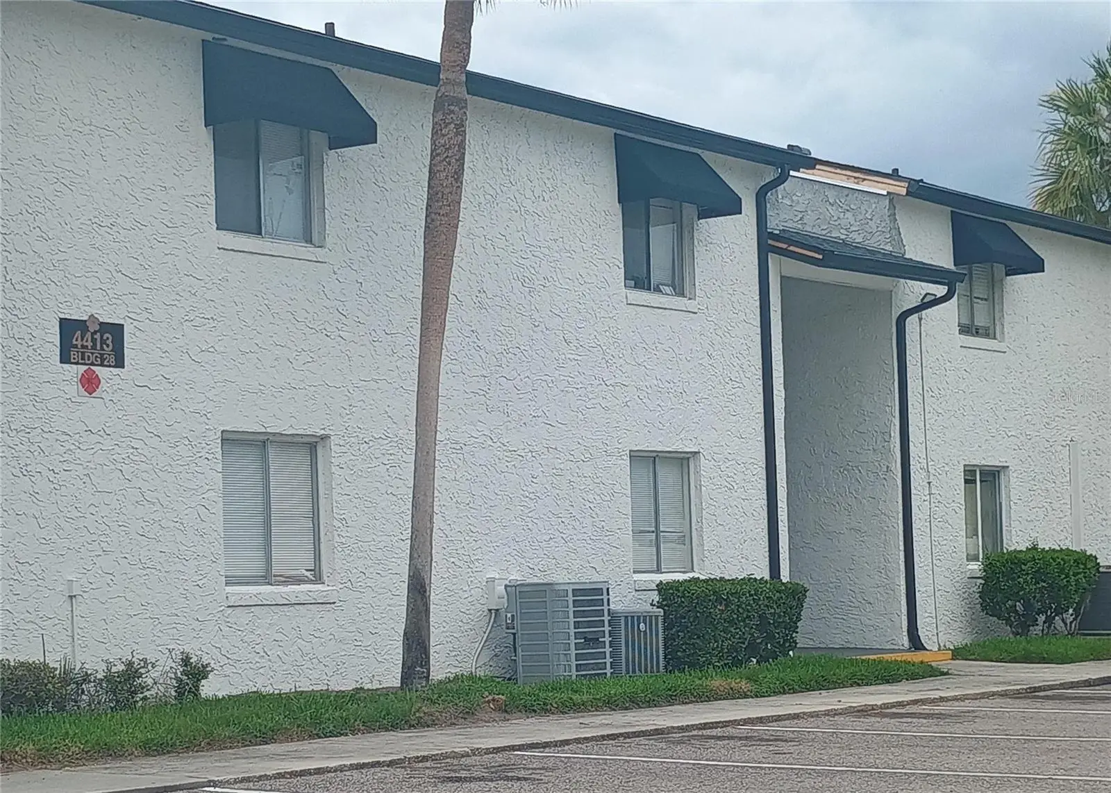 4413 Semoran Boulevard, FL