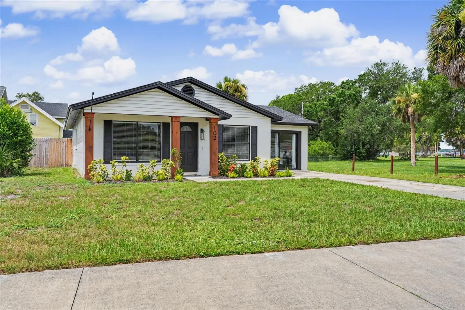 102 Shore Drive, FL
