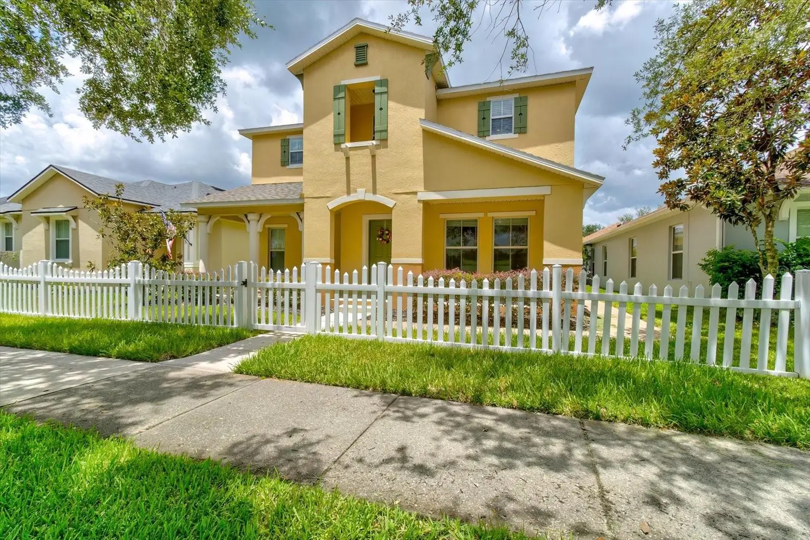 2463 Lacerta Drive, FL