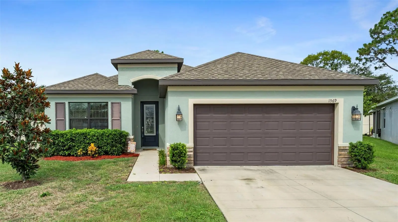 1569 River Circle, FL
