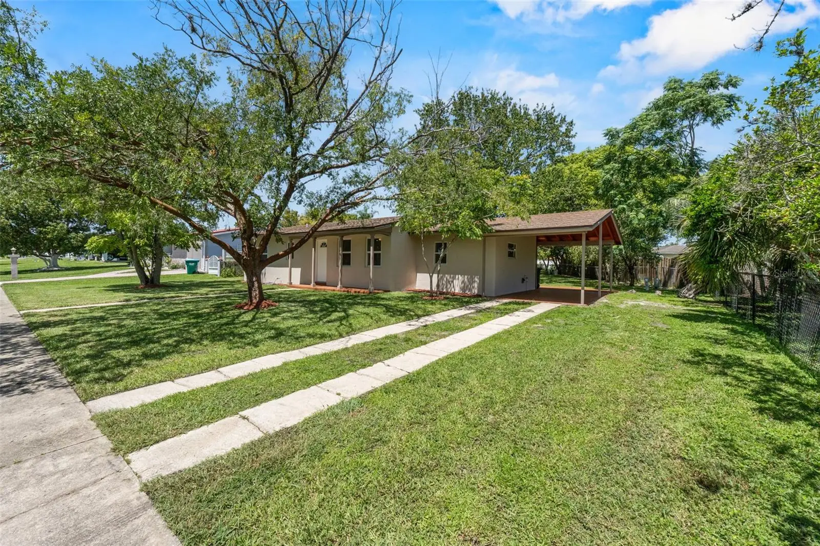 1524 Providence Boulevard, FL