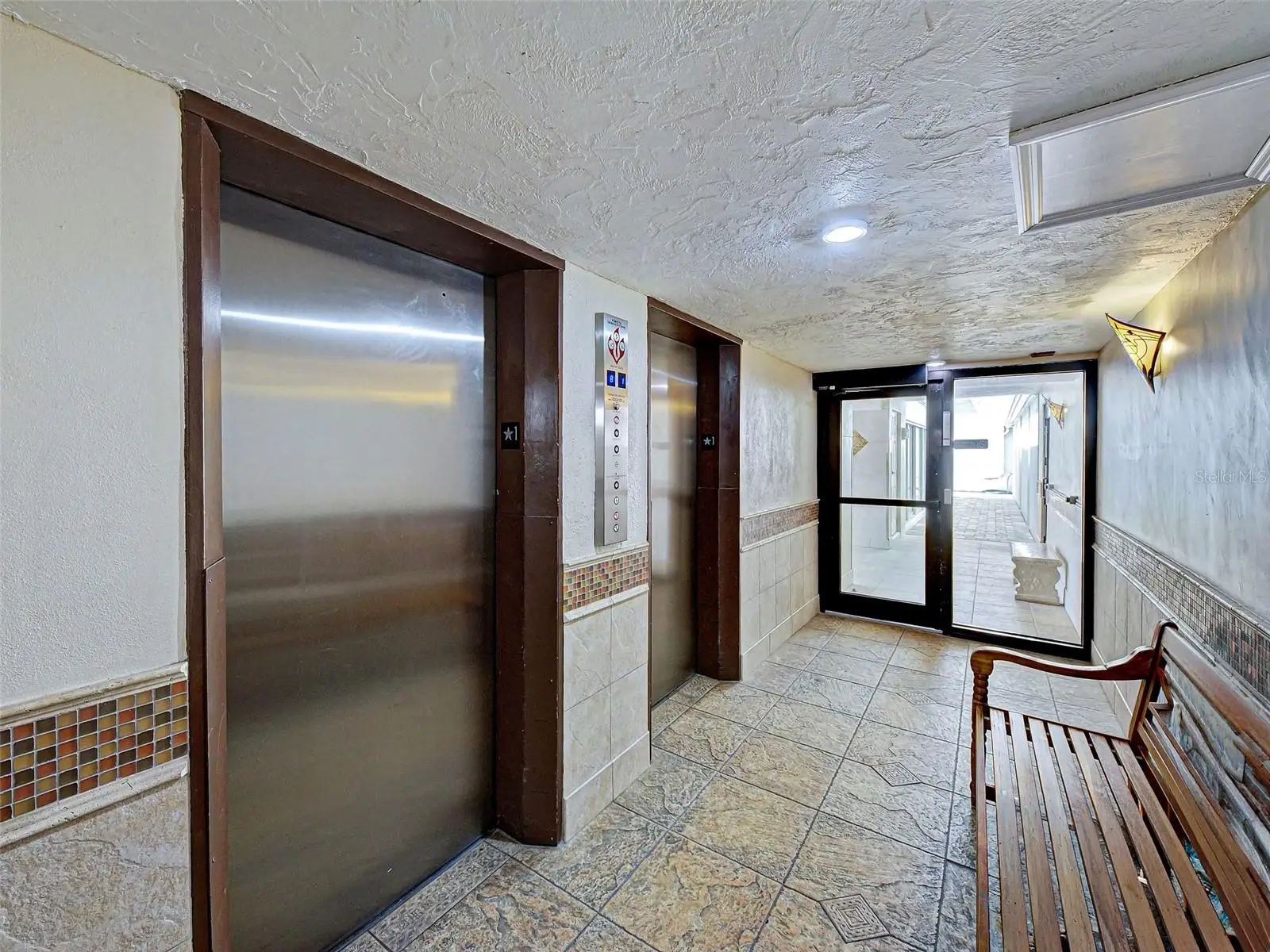 633 Alhambra Road, FL