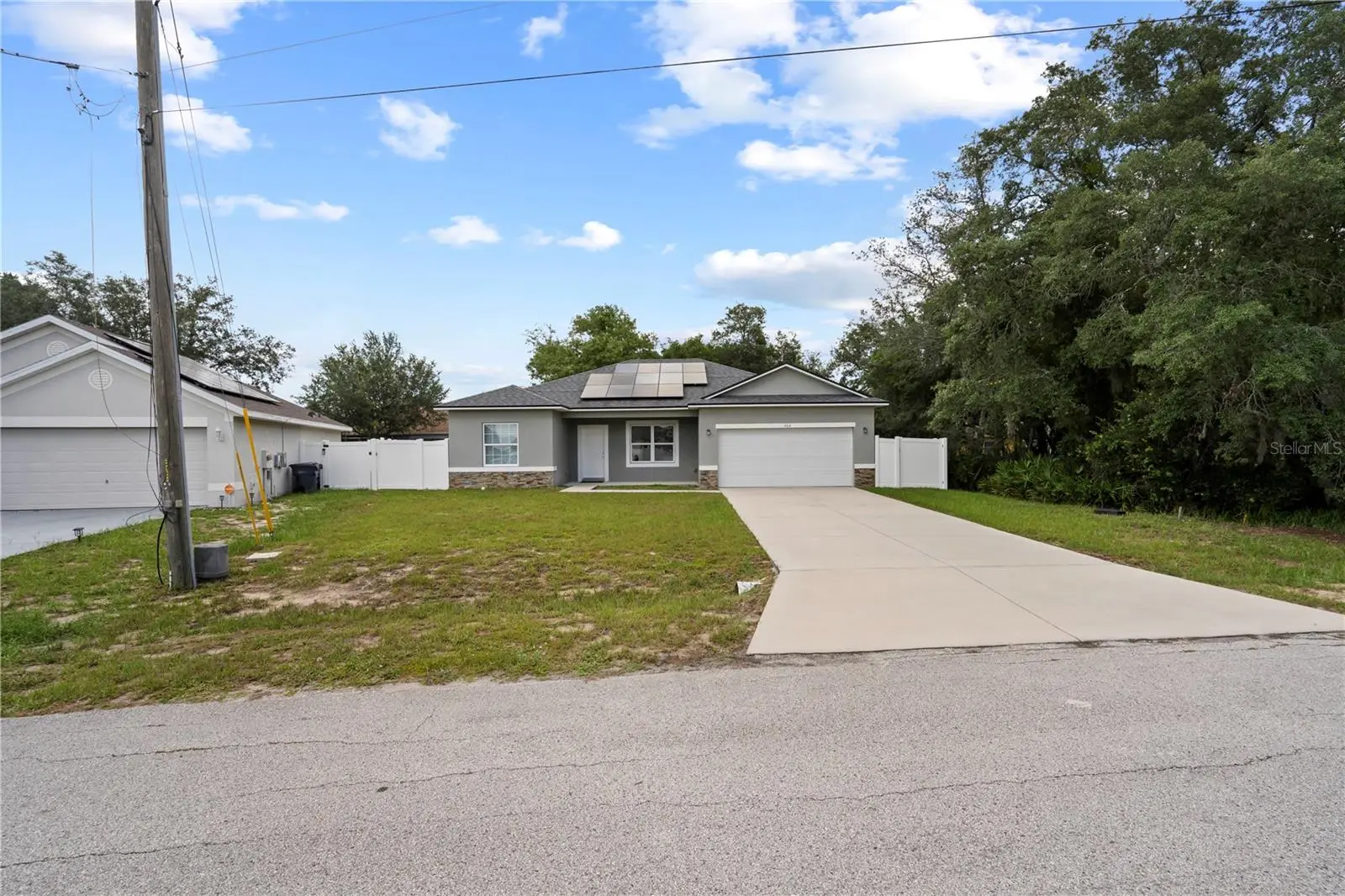 464 Danube Drive, FL