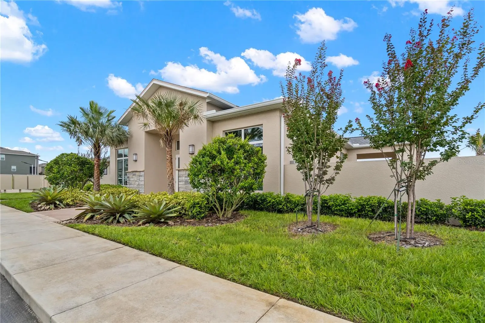 2496 Bevel Lane, FL